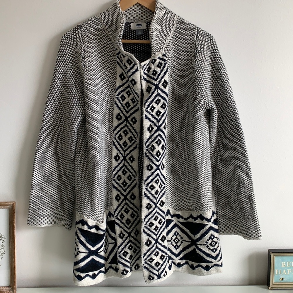 Old navy cardigan